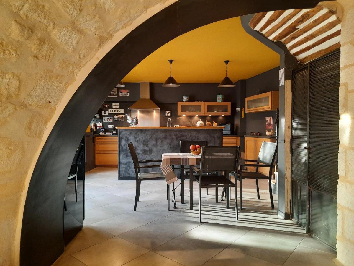 Mas La Maison de mon Père  Proche AVIGNON à PUJAUT Exterior foto